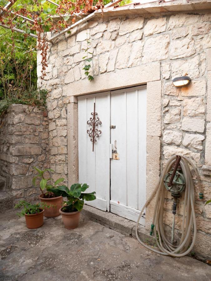 Casa Gojave - Authentic Hvar House With Garden Feriehus *