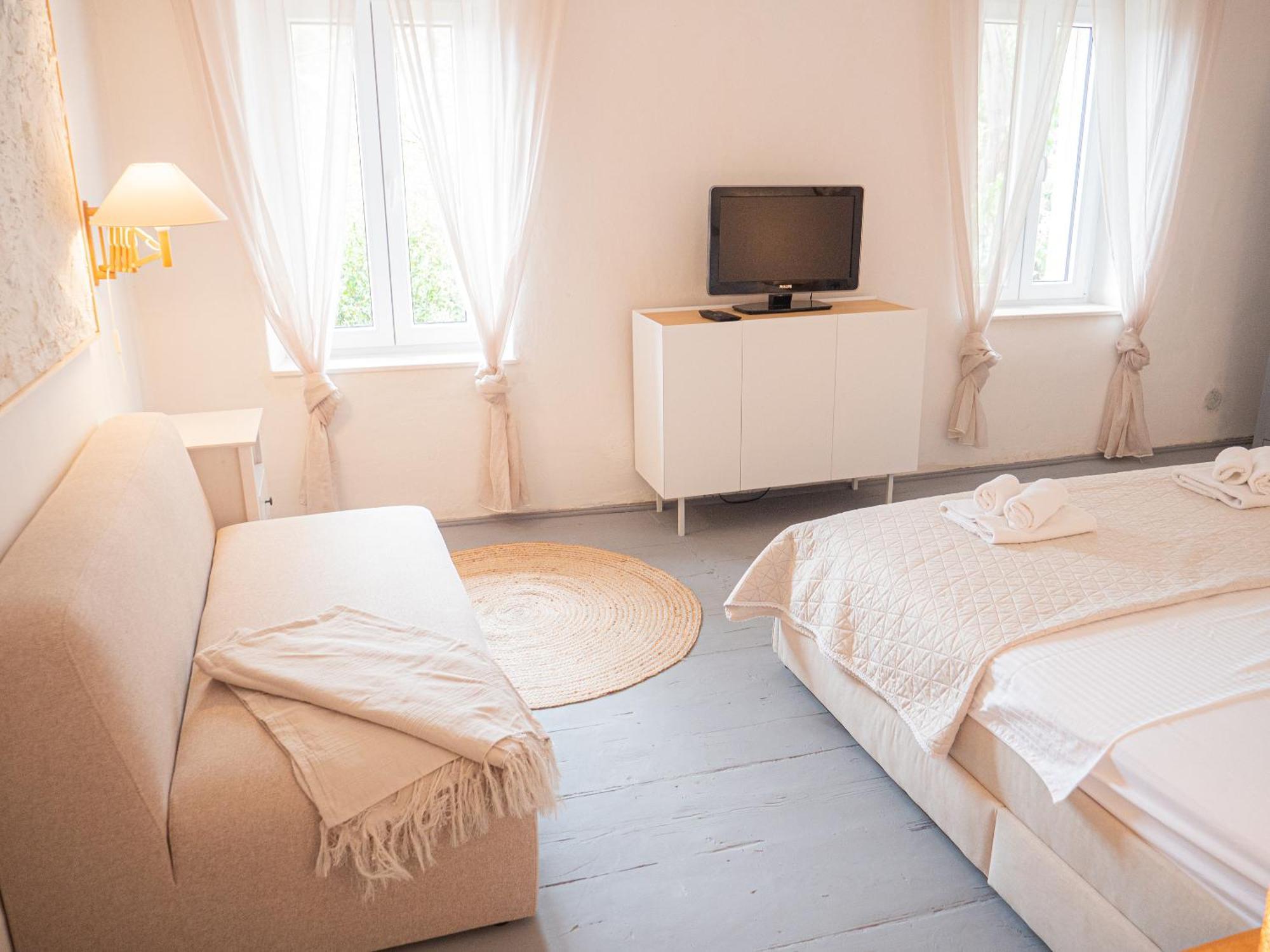 Casa Gojave - Authentic Hvar House With Garden Feriehus *